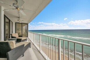 3590 S Ocean Blvd, Unit 703 in South Palm Beach, FL - Building Photo