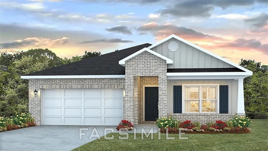 10394 Lowell St E in Mobile, AL - Building Photo