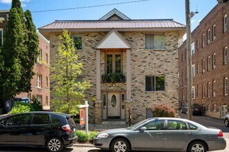 1913 Emerson in Minneapolis, MN - Building Photo - Interior Photo