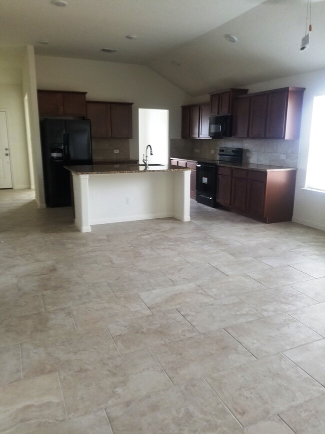 3810 Flat Rock Mountain Dr in Killeen, TX - Building Photo - Building Photo
