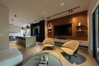 1635 SW 19th Ter in Miami, FL - Building Photo - Building Photo