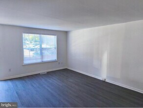 6651 Rockleigh Way in Alexandria, VA - Building Photo - Building Photo