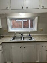 405 1st St, Unit Apt #1 in Trafford, PA - Building Photo - Building Photo