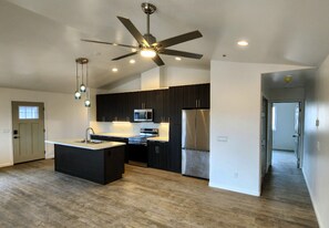 570 Bent River Rd in Clarkdale, AZ - Building Photo