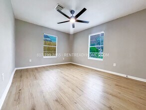 4430 Phlox St in Houston, TX - Building Photo - Building Photo