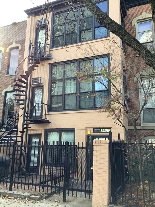 1958 N Lincoln Ave in Chicago, IL - Building Photo