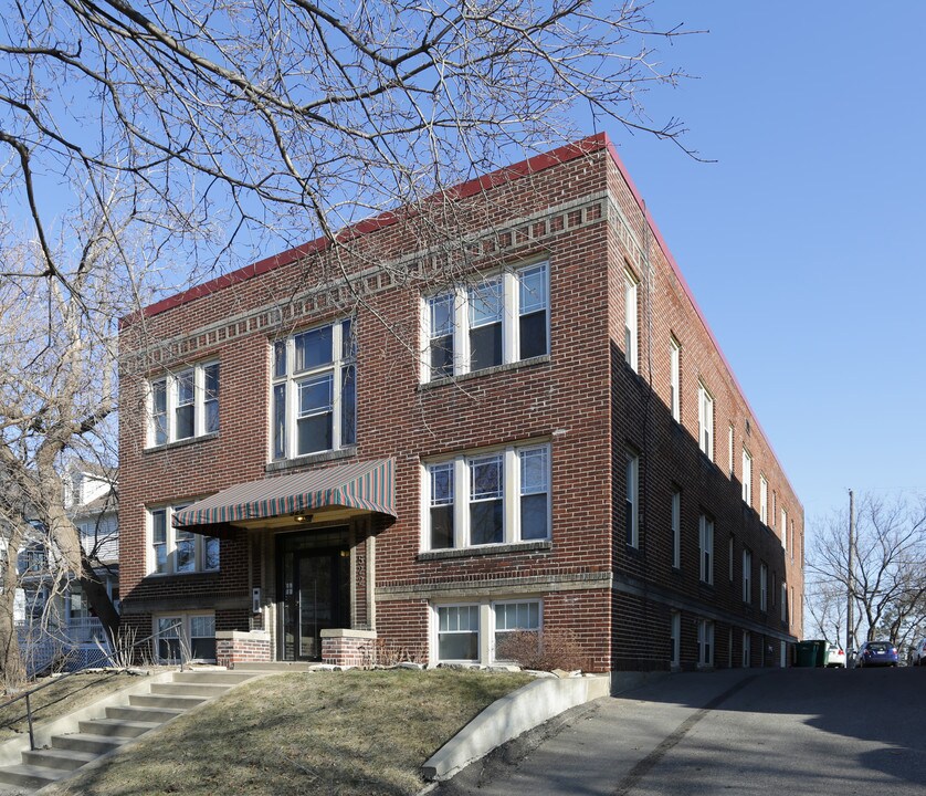 522 Ridgewood Ave in Minneapolis, MN - Foto de edificio