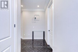 2 Seaton Cres in Tillsonburg, ON - Building Photo - Building Photo