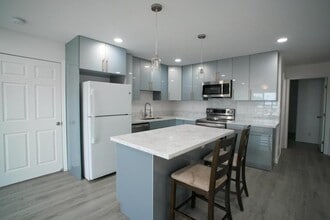 94-364 Laahaina Pl in Kapolei, HI - Building Photo - Building Photo