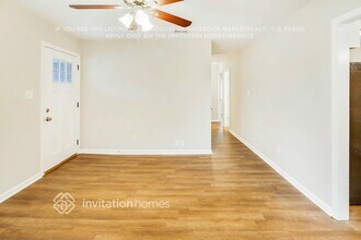 9924 Starwood Dr in Charlotte, NC - Foto de edificio - Building Photo