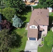 26 Vanessa Pl in Whitby, ON - Building Photo - Building Photo