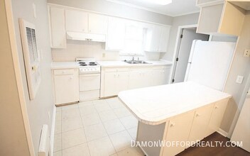125 River Park Dr-Unit -A in Jackson, MS - Building Photo - Building Photo