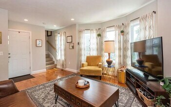 21 Emerton St in Salem, MA - Building Photo - Building Photo