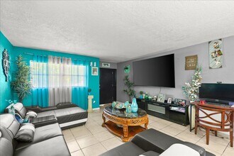 1235 Alcazar St in Daytona Beach, FL - Building Photo - Building Photo