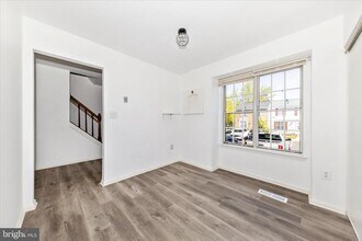 13303 Country Ridge Dr in Germantown, MD - Building Photo - Building Photo