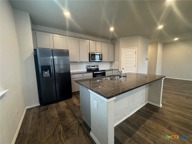 2548 Hiddenbrooke Trace in Seguin, TX - Building Photo - Building Photo