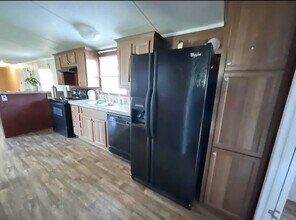 2294 Rd 5708 in Cleveland, TX - Foto de edificio - Building Photo