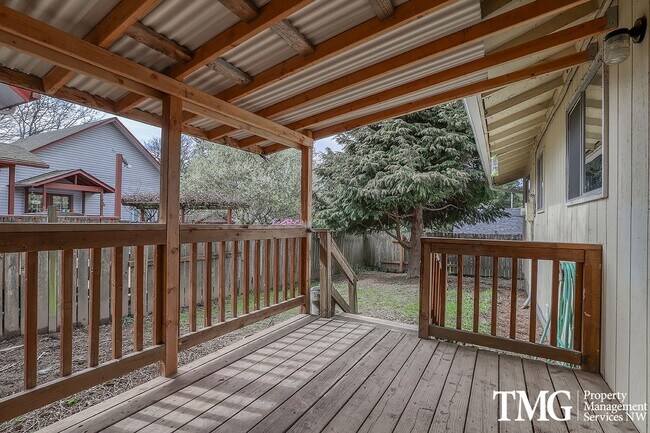 property at 8851 SE 10th Ave