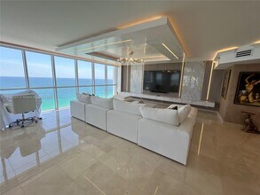 16425 Collins Ave in Sunny Isles Beach, FL - Building Photo - Building Photo