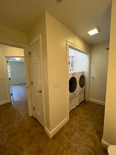 345 Saco St in Westbrook, ME - Building Photo - Building Photo