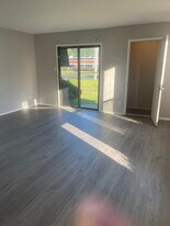 221 Cookstown New Egypt Rd, Unit B3 in Cookstown, NJ - Building Photo