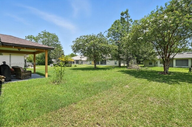 property at 20 Bennett Ln