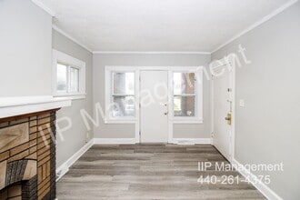 3188 W 111th St in Cleveland, OH - Building Photo - Building Photo