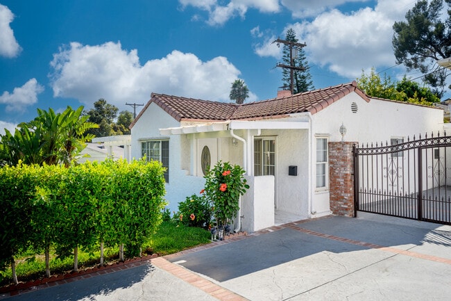 property at 729 Glenmore Blvd