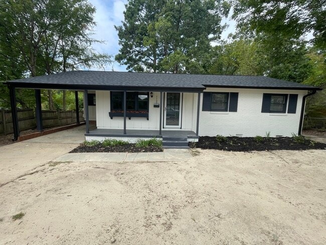 1105 Marlborough Rd