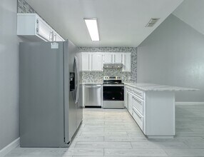 934 S Lipona in Tallahassee, FL - Building Photo - Building Photo