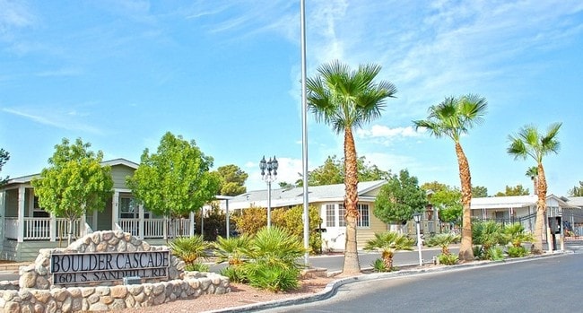 Boulder Cascade-A 55+ Community in Las Vegas, NV - Building Photo - Building Photo