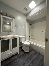 9121 Nasreen Dr, Unit 9121 in Sacramento, CA - Building Photo - Building Photo