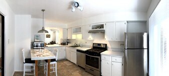 30 Phelps Ave in New Brunswick, NJ - Building Photo