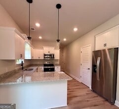 297 W E Smith Rd in Pembroke, GA - Building Photo - Building Photo