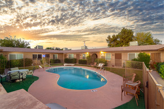 Bella Vista Apartments in Scottsdale, AZ - Building Photo - Other