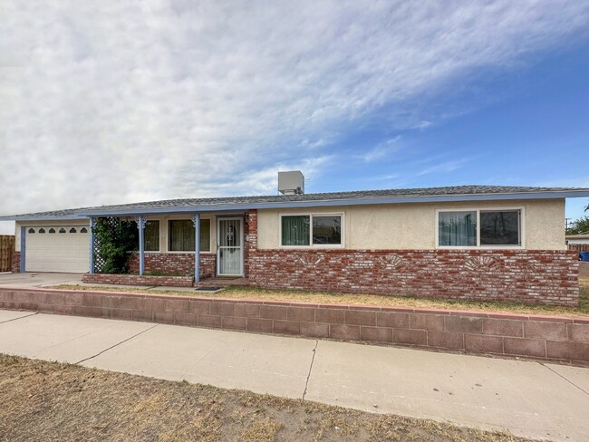 420 W Jean Ave in Ridgecrest, CA - Building Photo - Building Photo