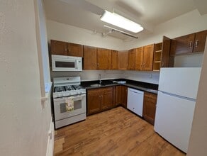 Westfield Arms in Westfield, NJ - Building Photo - Building Photo