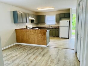 210 N 18th St in Louisville, KY - Building Photo - Building Photo