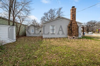 119 Harrison St in Andover, KS - Building Photo - Building Photo