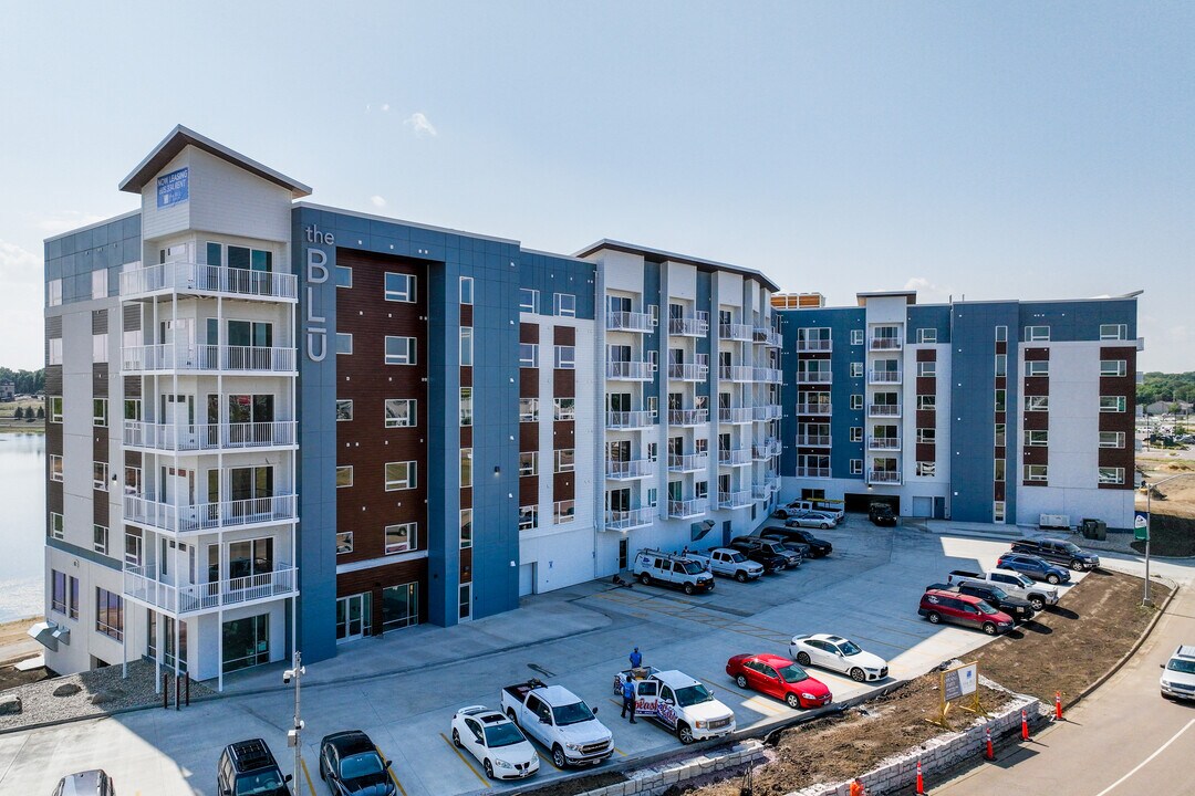 The BLU on Lorraine in Sioux Falls, SD - Foto de edificio