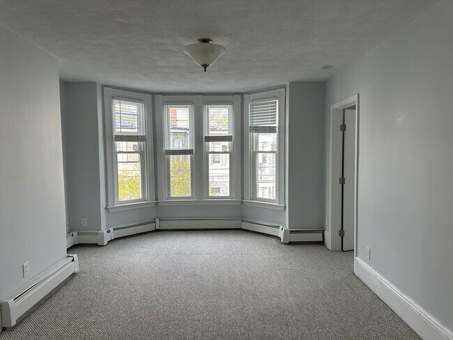 479 Sumner St in Boston, MA - Building Photo - Building Photo