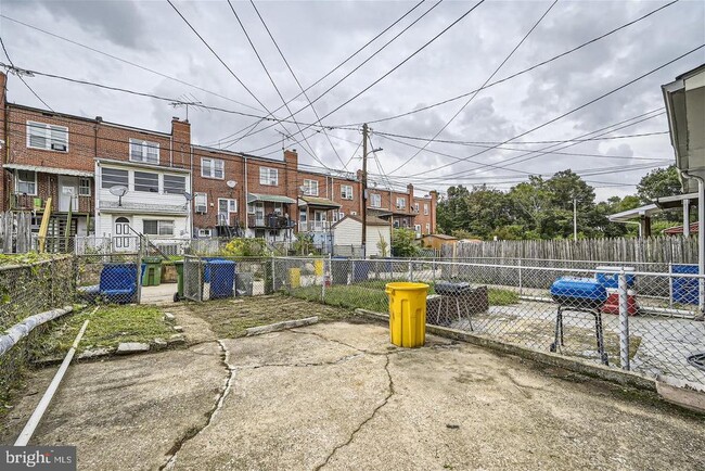 property at 2129 Parksley Ave