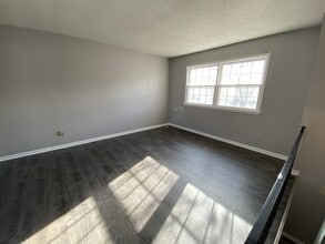 3408 Easton Blvd in Des Moines, IA - Foto de edificio - Building Photo