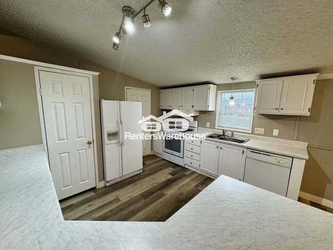 1771 Eaton St in Lakewood, CO - Building Photo - Building Photo