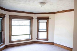 39 Sugarloaf St in Deerfield, MA - Building Photo - Building Photo