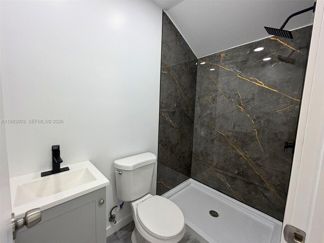 9255 SW 43rd Terrace in Miami, FL - Building Photo - Building Photo