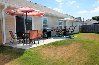 5711 Camden Cir in Columbia, MO - Building Photo - Building Photo