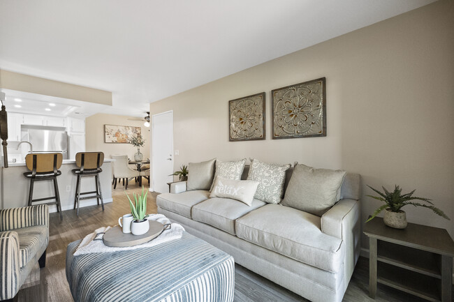The Oaks Apartments in Upland, CA - Foto de edificio - Interior Photo