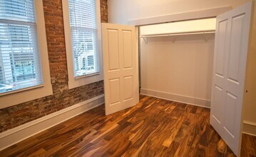 108 Putnam St-Unit -Apartment A in Marietta, OH - Building Photo - Building Photo
