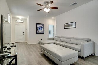 2325 Brightstone Dr in Aubrey, TX - Building Photo - Building Photo